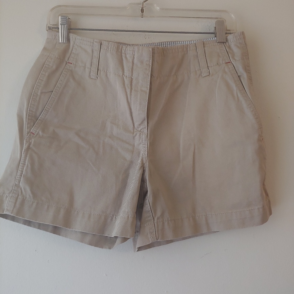 Vintage Tommy Hilfiger khaki shorts 4